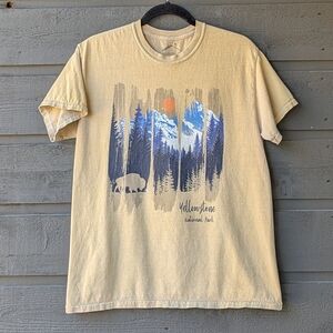 Y2K Prairie Mountain Yellowstone National Park Short Sleeve T-Shirt Medium